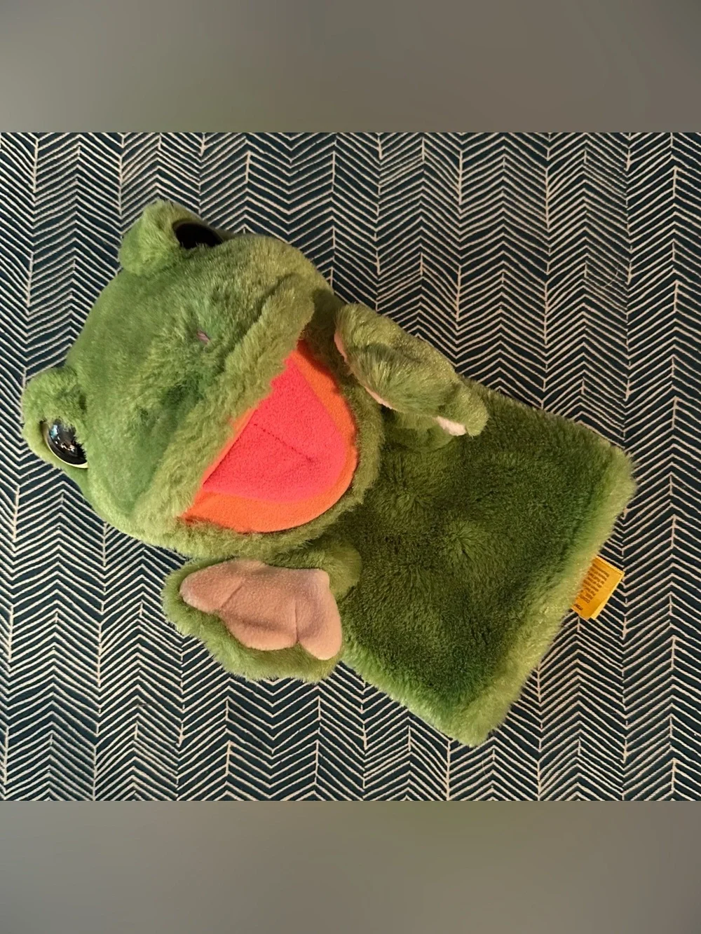 24K Polar Puff frog puppet